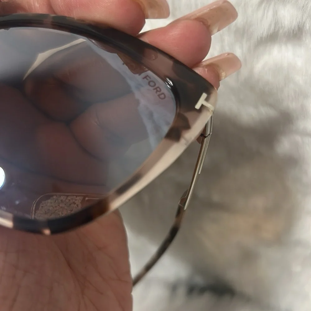 Tom Ford Cat-Eye Sunglasses‎
